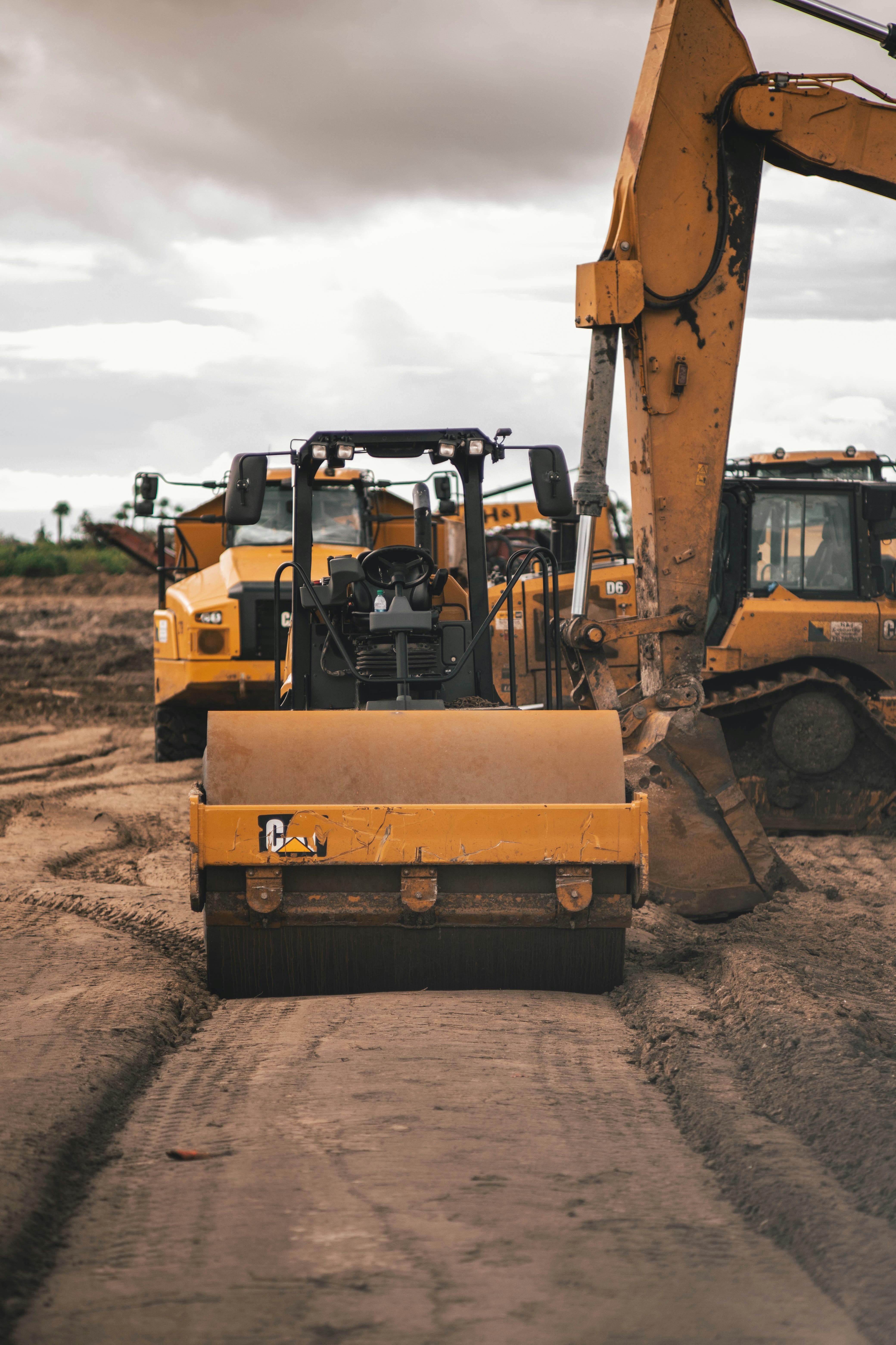 UPRRDA Package 6152 road construction