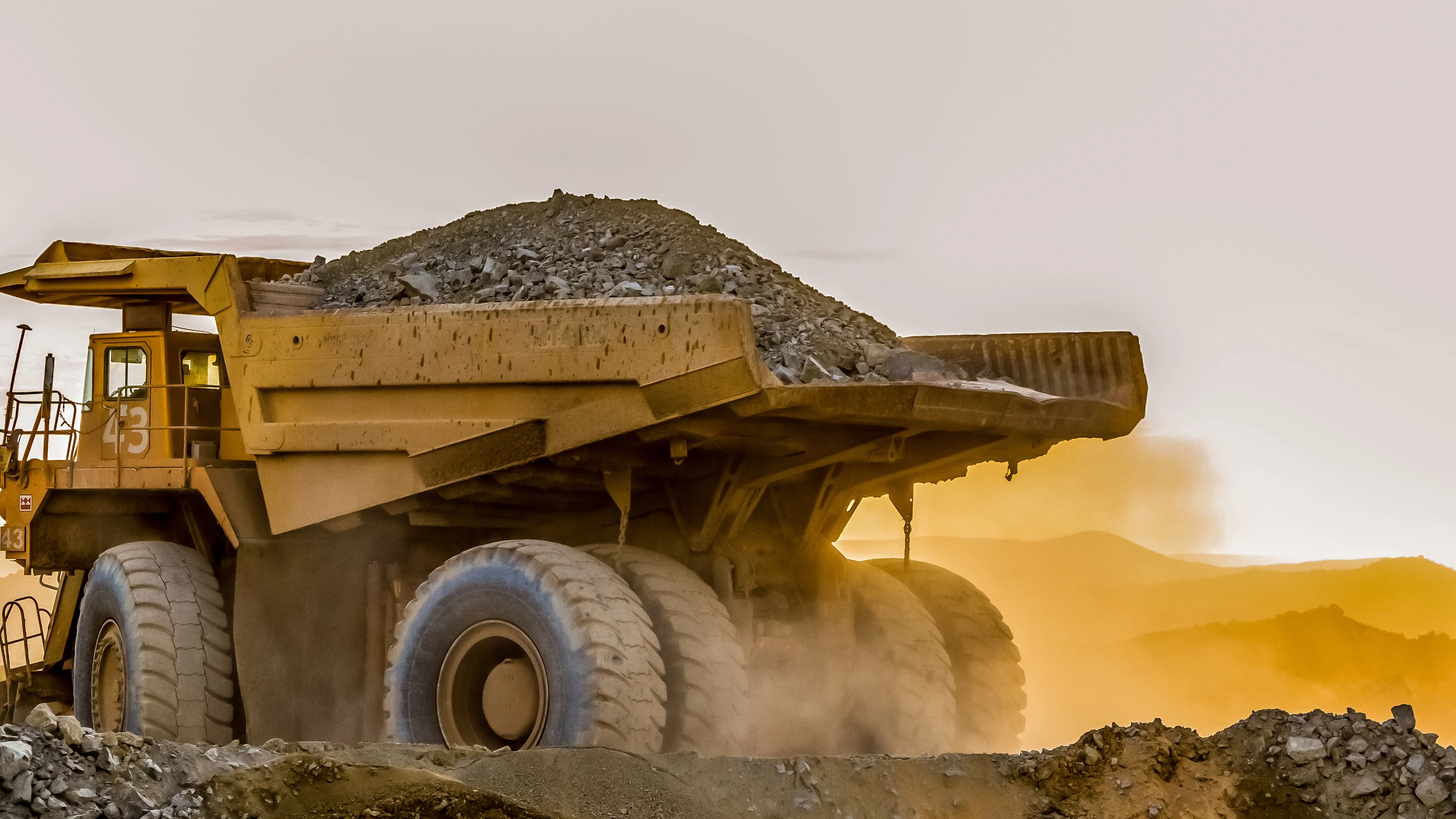 Mining intelligence platform — 8 modules overview.